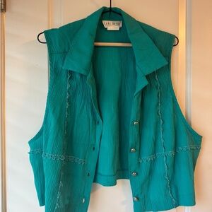 Sleeveless Button-Up Top